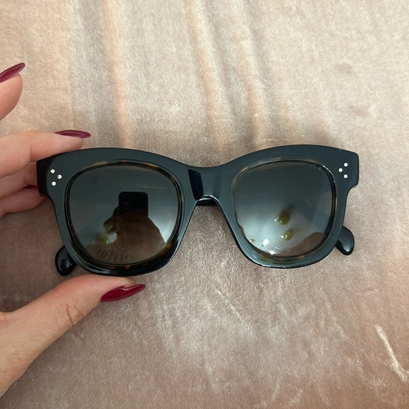Classic Celine sunglasses - Picture 1 of 3